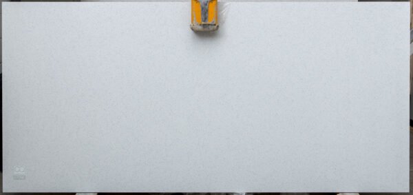 Brillo-Branco-Quartz-Full-Slab-CQS-imperialworktops